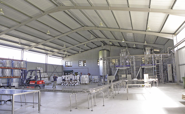 Farmers venture into UHT milk Farmers venture into UHT milk