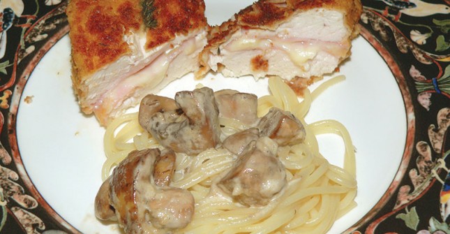 Chicken breasts stuffed with ham and brie