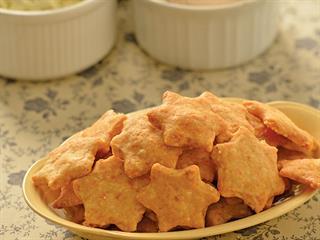 Parmesan dip biscuits