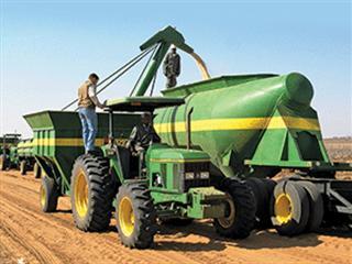 Top maize farmer ups profit with minimum till Top maize farmer ups profit with minimum till