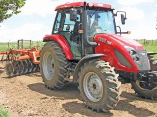 This tractor has Seoul! This tractor has Seoul!