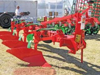 Cultivating & planting Cultivating & planting