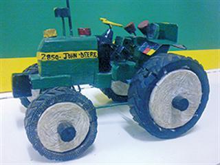 Model tractor collecting –  ‘A delightful disease’