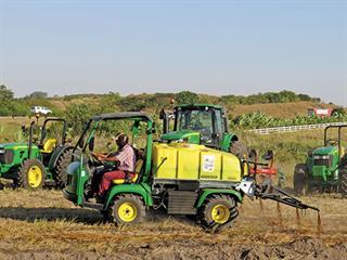 Liquid fertilisation with the Progator Liquid fertilisation with the Progator