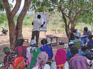 Small-scale farmers – preparing for unity Small-scale farmers – preparing for unity