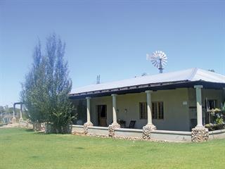 An exclusive game hotel for high-value guests An exclusive game hotel for high-value guests