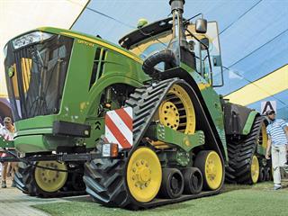 Tractors at Nampo