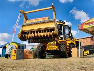 New machinery at Nampo 2016 New machinery at Nampo 2016