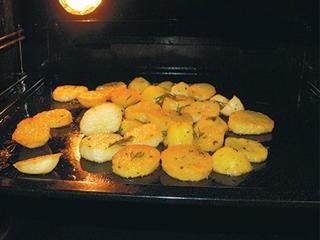 Roast potatoes