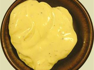 Garlic mayo dressing