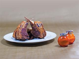 Grilled lamb chops with lemon sauce Grilled lamb chops with lemon sauce
