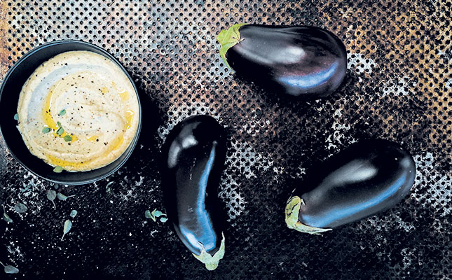 Levantine brinjal: burn away!