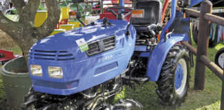 The Zar Trac J16 4x4.