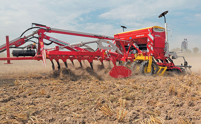 Pöttinger Multiline: The new all-rounder Pöttinger Multiline: The new all-rounder