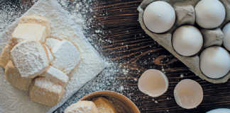 Crisp shortbread biscuits