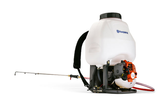 Husqvarna motorised sprayer: even spray and easy to use Husqvarna motorised sprayer: even spray and easy to use