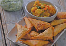 Samoosa with potato filling