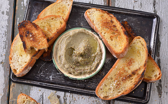 Baba ghanoush: a Middle Eastern delight Baba ghanoush: a Middle Eastern delight