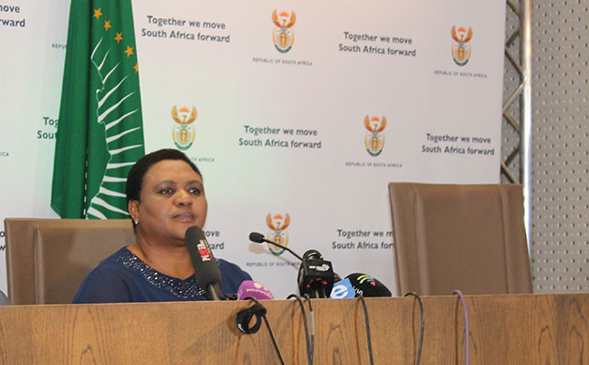 Constitutional amendments for expropriation to go ahead