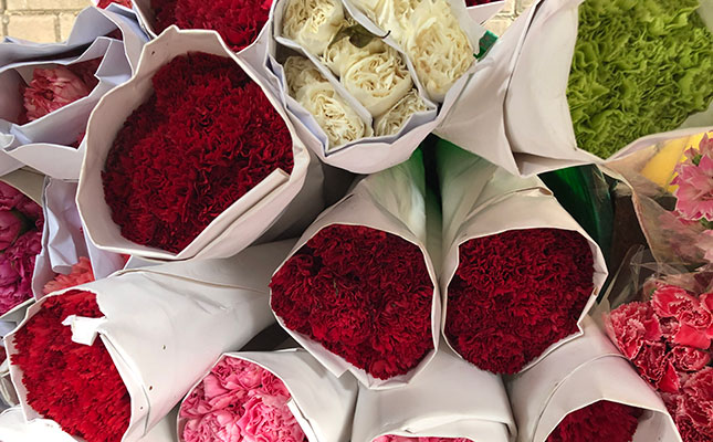 Flower producers suffer losses amid confusion over trade Flower producers suffer losses amid confusion over trade