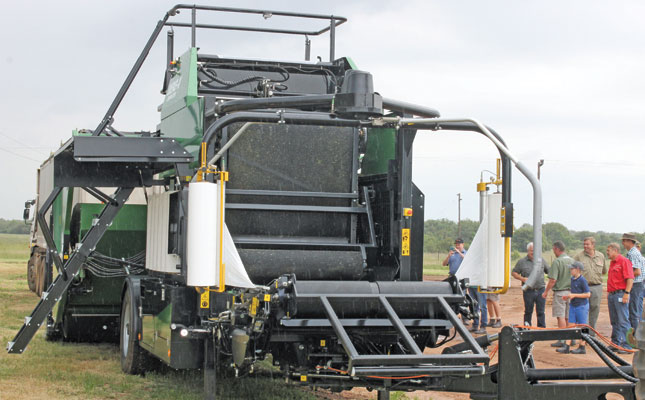 High-capacity balers from Norway High-capacity balers from Norway