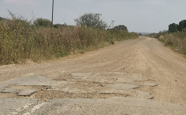 Crumbling roads push up production costs for grain farmers