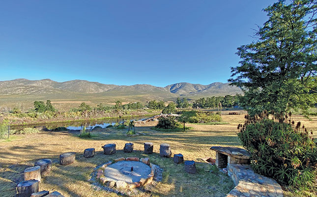 Chalets with views of the vast Langkloof Mountains Chalets with views of the vast Langkloof Mountains