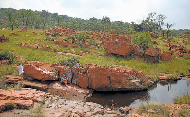 Unspoilt bush, hikes amongst game, hidden rock pools – and pure serenity Unspoilt bush, hikes amongst game, hidden rock pools – and pure serenity