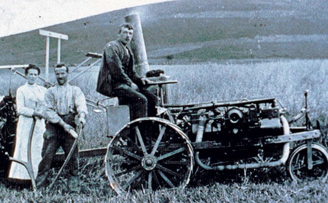 Ivel the world's first tractor